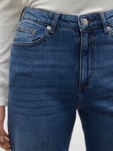 Ladda upp bild till gallerivisning, model_shot-detail