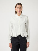 Ladda upp bild till gallerivisning, model_shot-front