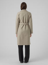 Ladda upp bild till gallerivisning, VMFORTUNEAYA Coat - Silver Mink