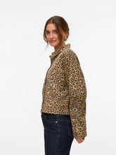 Ladda upp bild till gallerivisning, model_shot-detail
