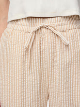 Ladda upp bild till gallerivisning, model_shot-detail
