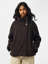 Ladda upp bild till gallerivisning, model_shot-front
