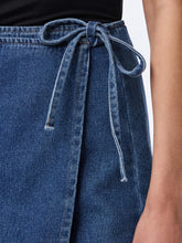 Ladda upp bild till gallerivisning, model_shot-detail
