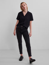 Ladda upp bild till gallerivisning, PCOLIVIA Tops - Black
