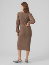 Ladda upp bild till gallerivisning, VMGEORGINE Dress - Brown Lentil
